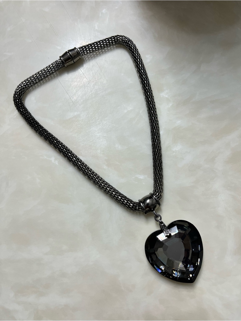 🖤 Faceted Smoky Necklace with beautiful Black heart 🖤 - Picture 4 of 8